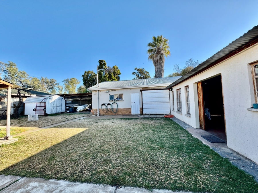 5 Bedroom Property for Sale in Potchefstroom North West